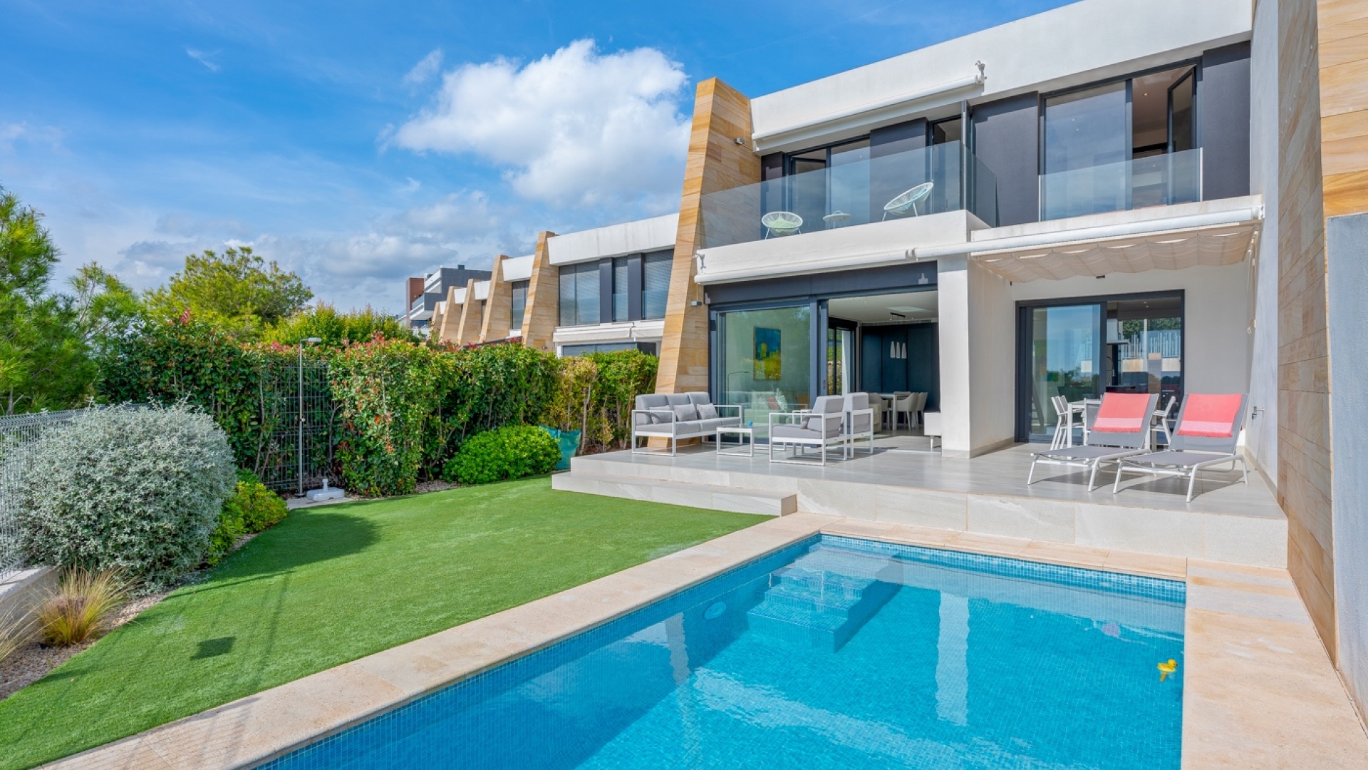 Resale - Townhouse - Villamartin - La Fuente