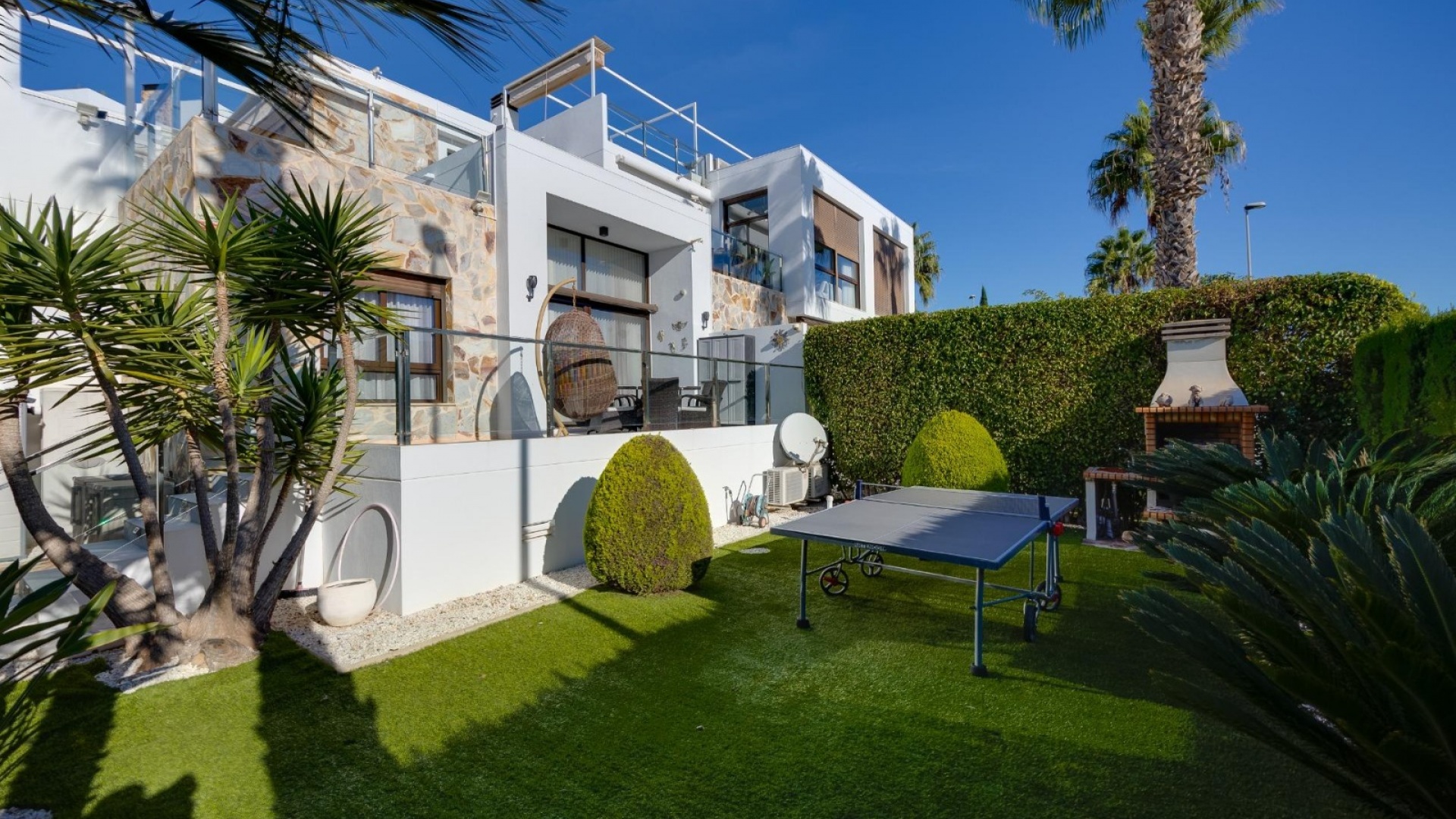 Resale - Townhouse - Villamartin - La Fuente