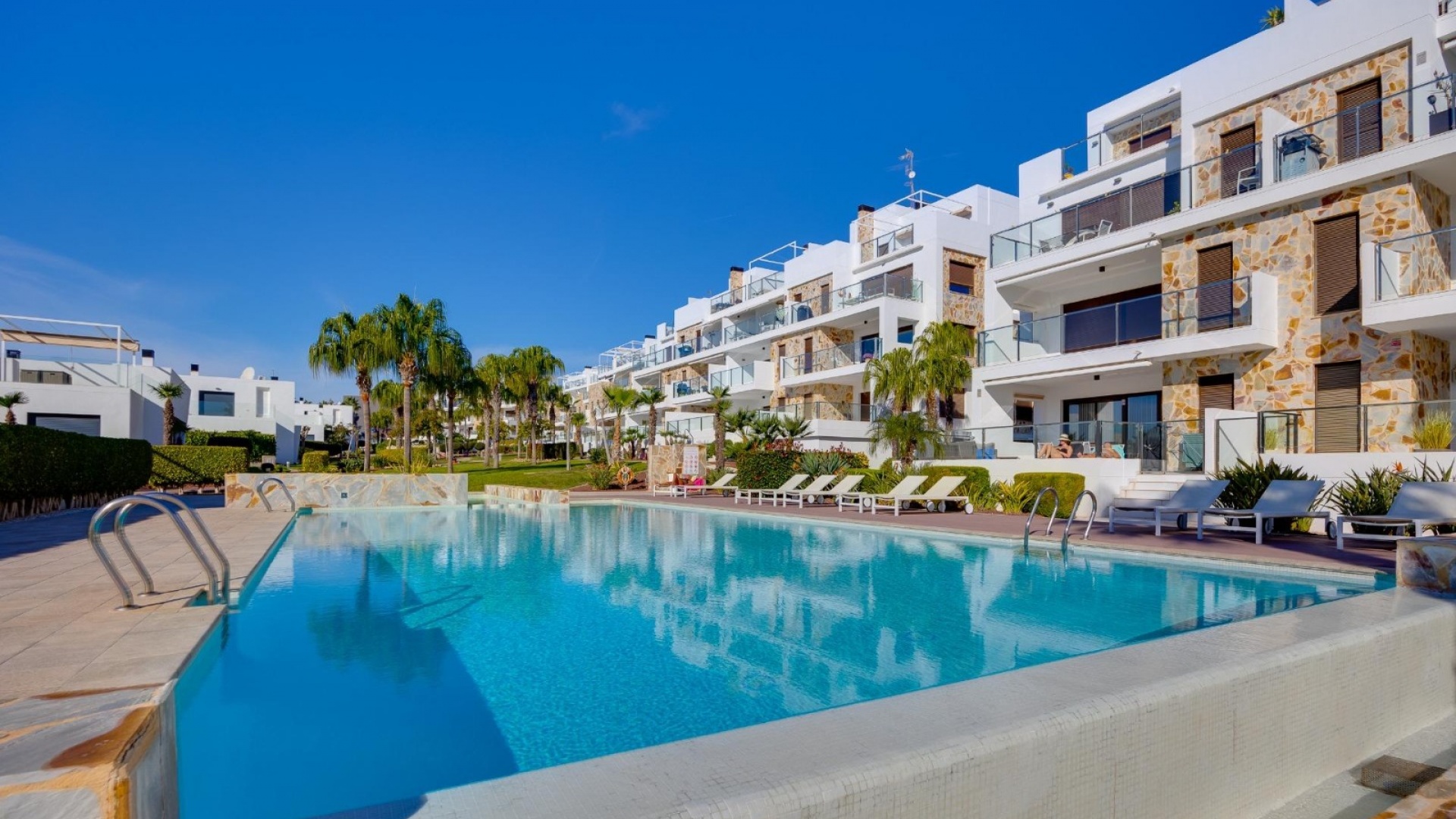 Resale - Townhouse - Villamartin - La Fuente