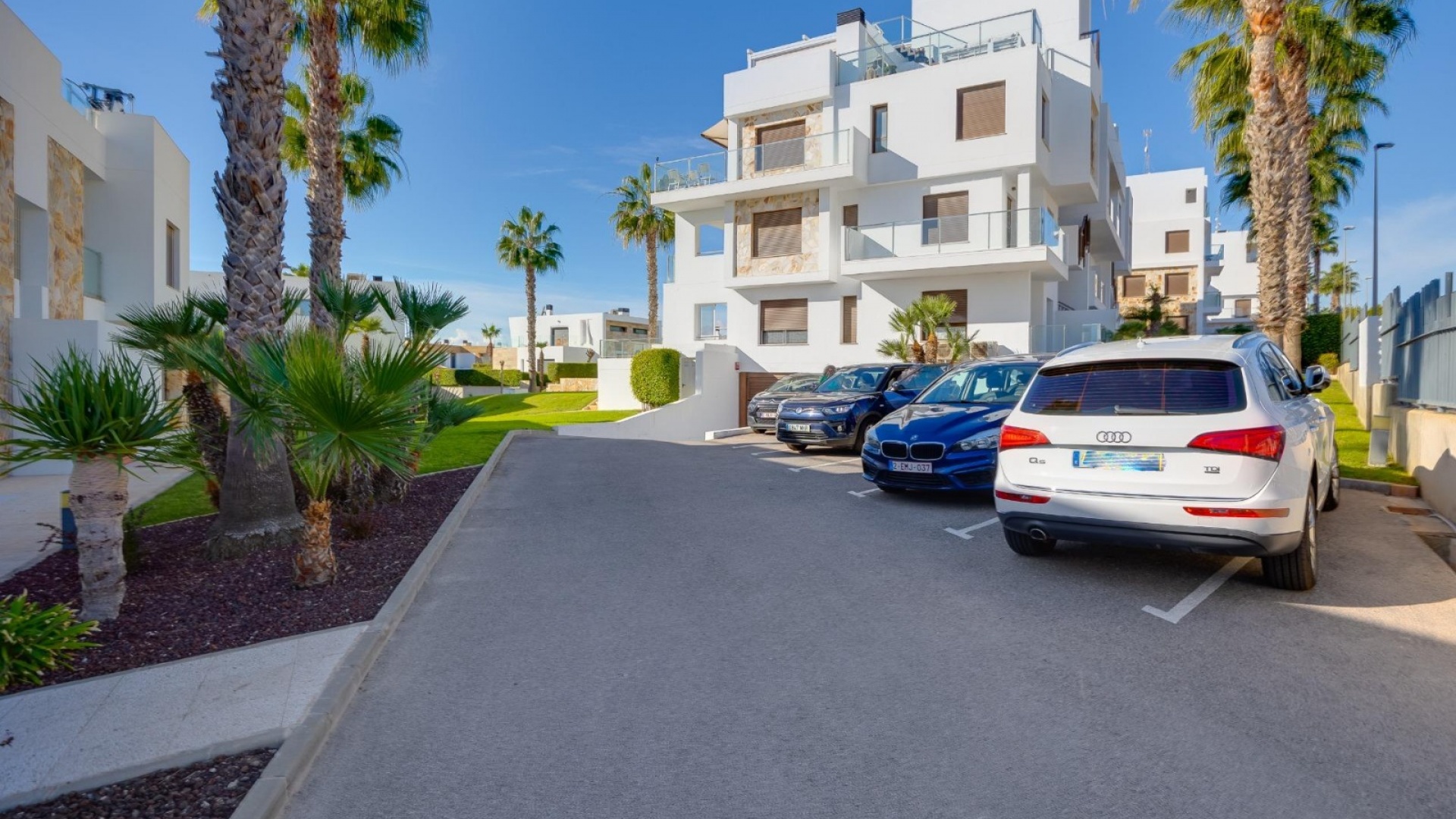 Resale - Townhouse - Villamartin - La Fuente