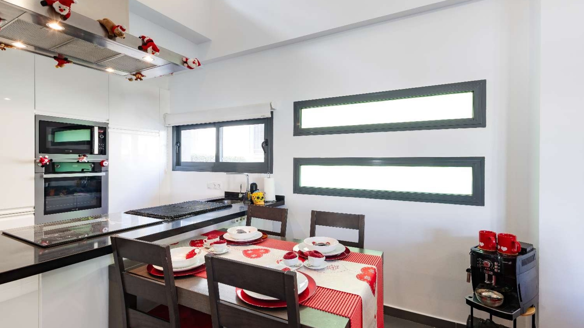 Resale - Townhouse - Villamartin - La Fuente