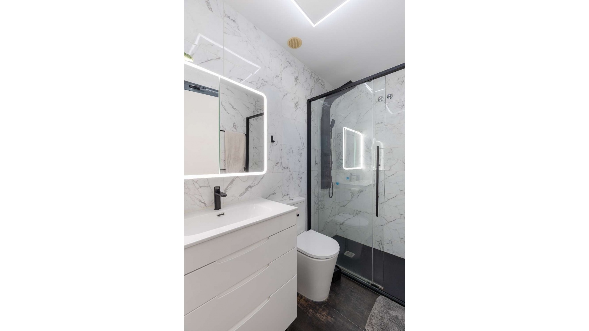 Resale - Townhouse - Villamartin - La Fuente