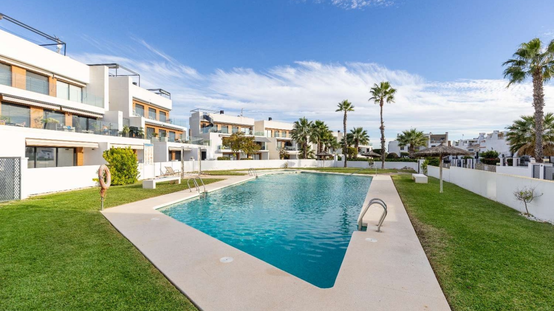 Resale - Townhouse - Villamartin - La Fuente