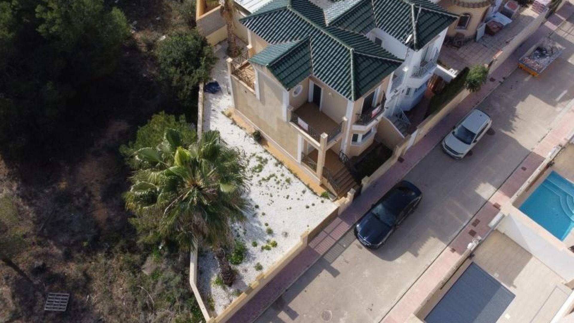 Resale - Townhouse - Villamartin - las filipinas