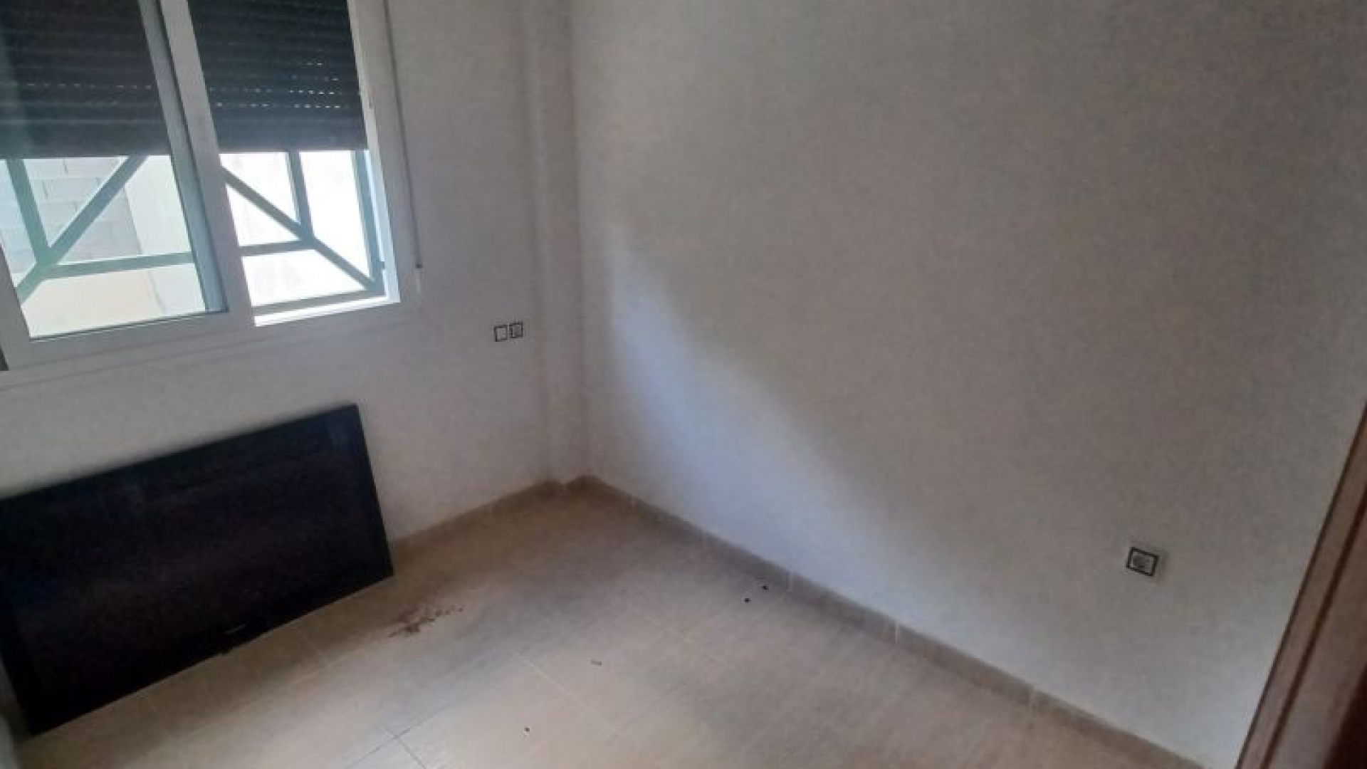 Resale - Townhouse - Villamartin - las filipinas