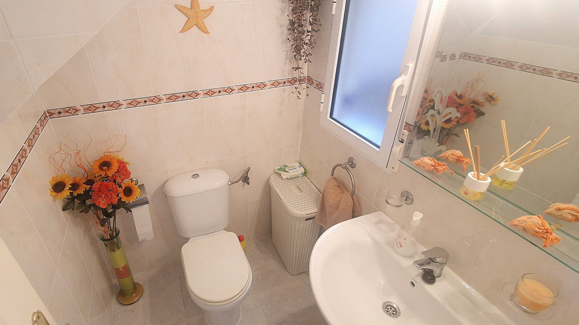 Resale - Townhouse - Villamartin - las filipinas