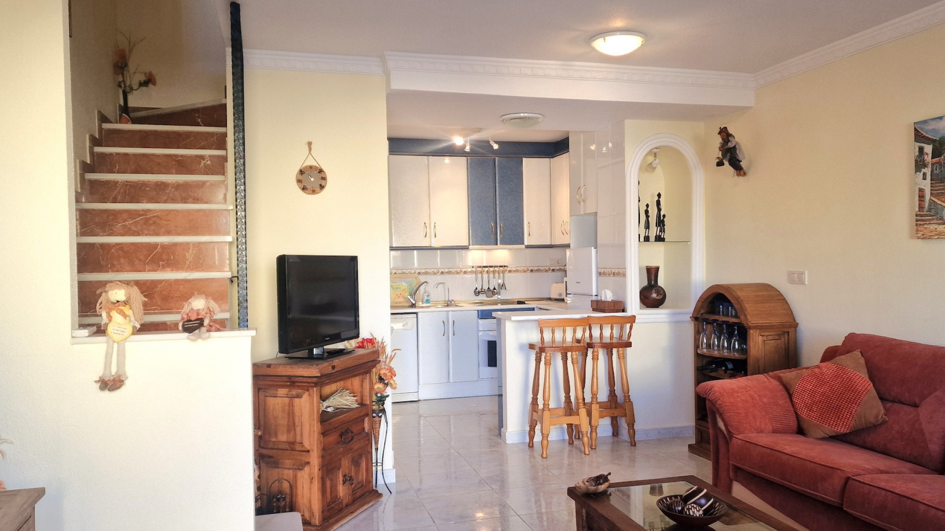 Resale - Townhouse - Villamartin - las filipinas