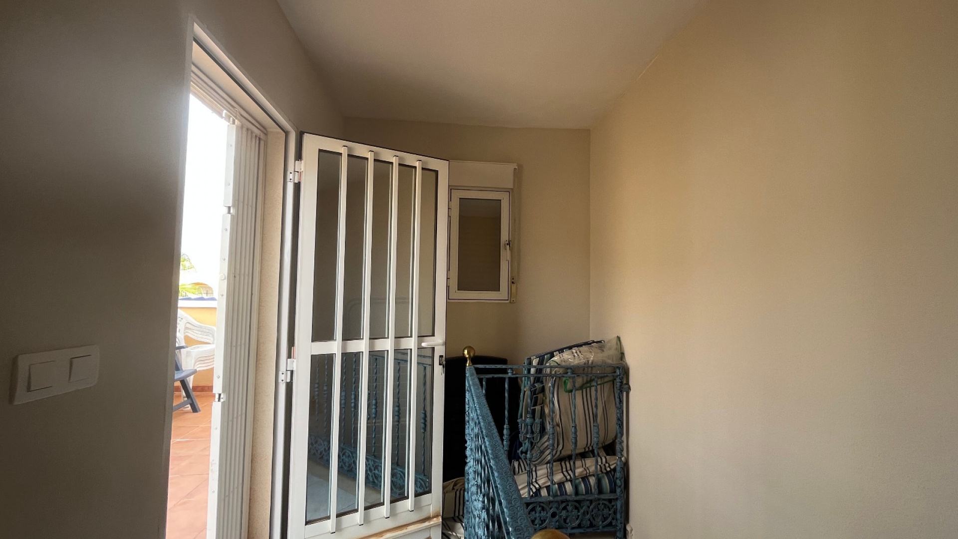 Resale - Townhouse - Villamartin - las filipinas