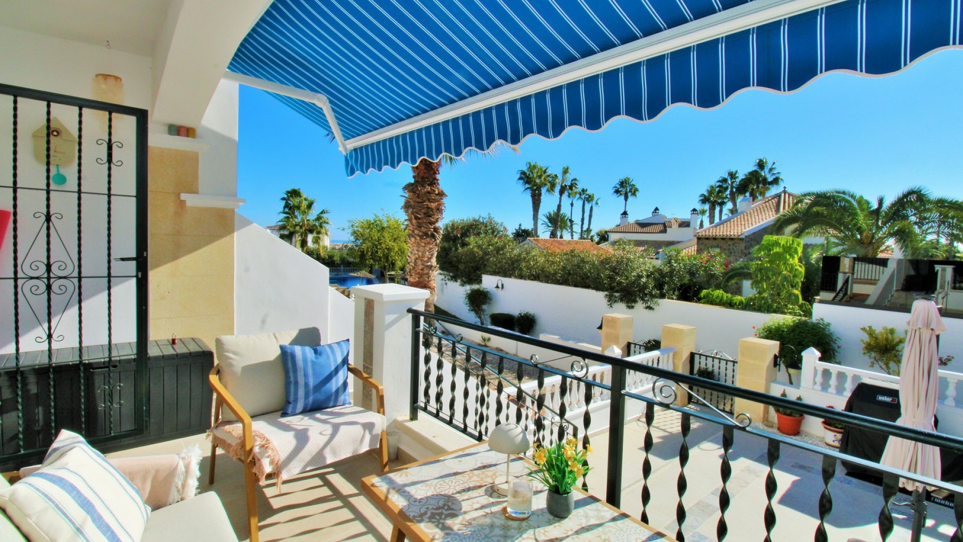 Resale - Townhouse - Villamartin - las violetas