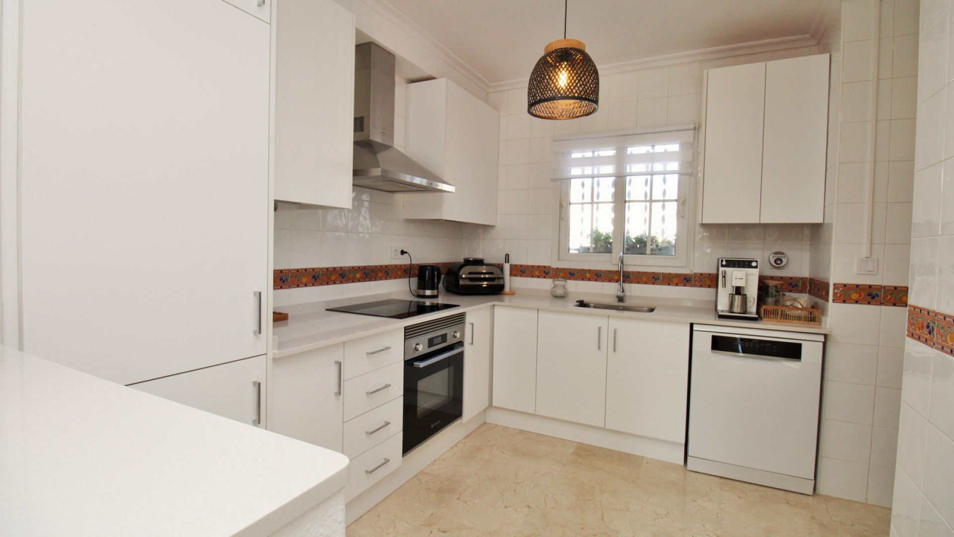 Resale - Townhouse - Villamartin - las violetas