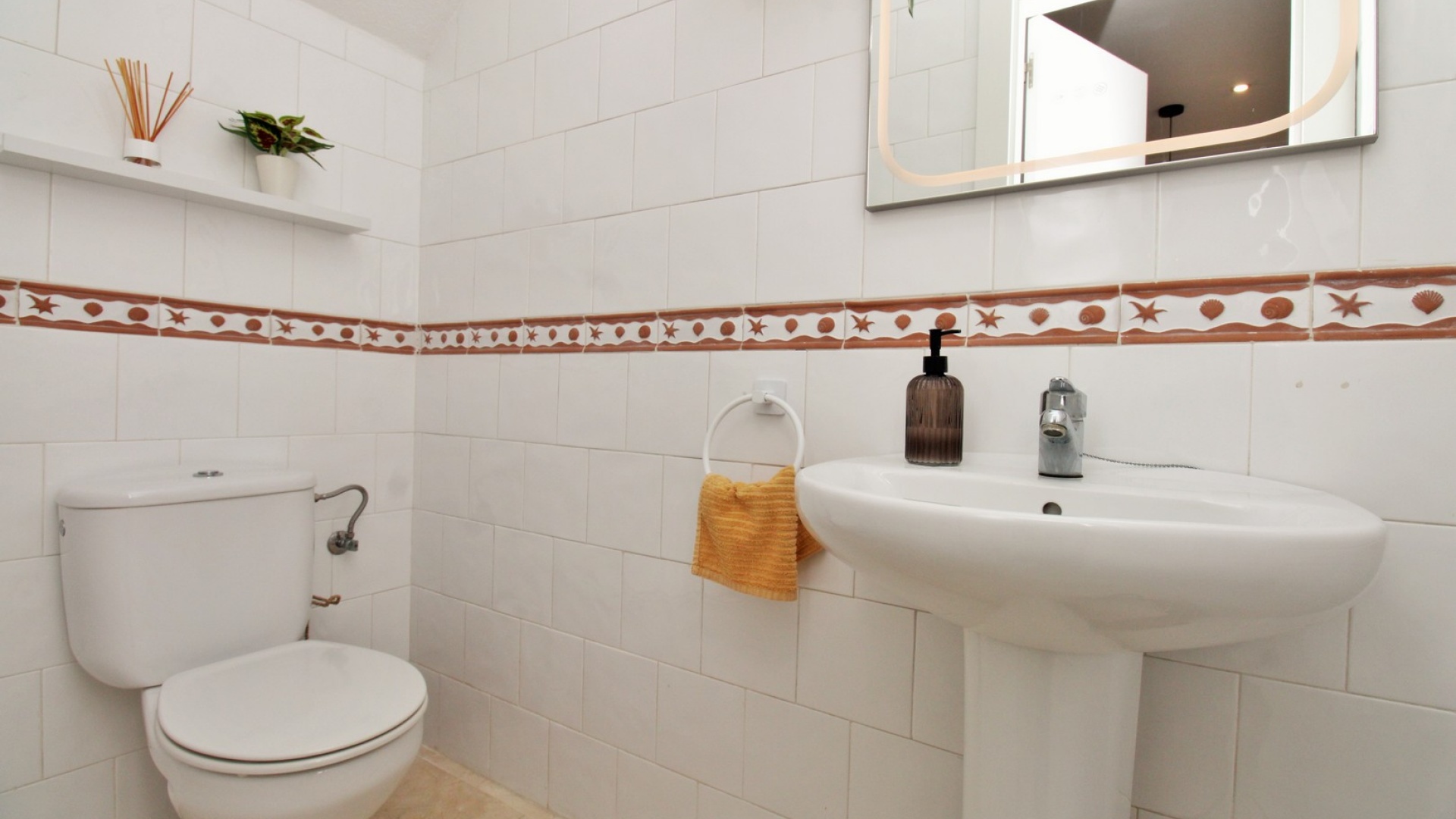 Resale - Townhouse - Villamartin - las violetas