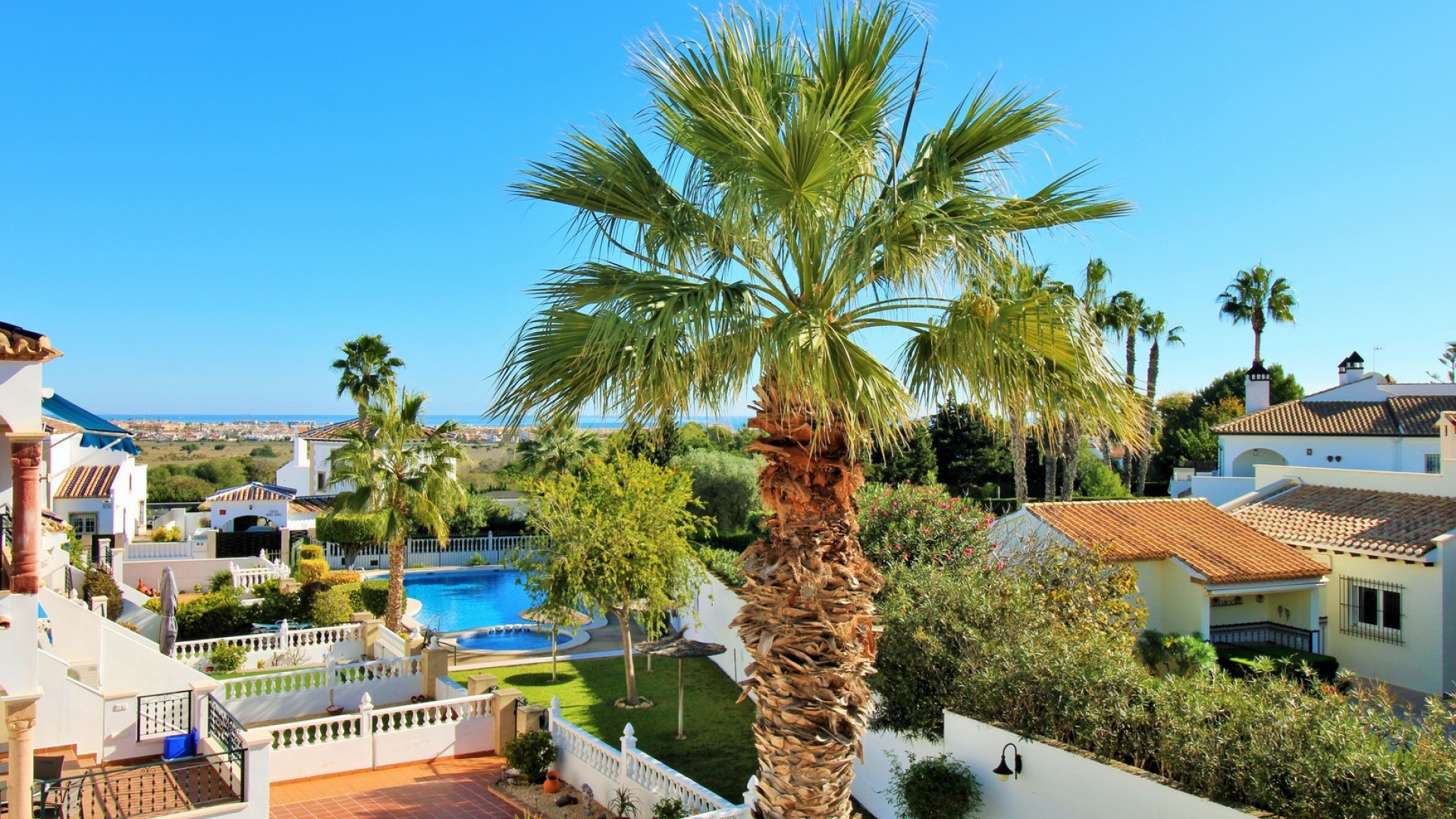 Resale - Townhouse - Villamartin - las violetas