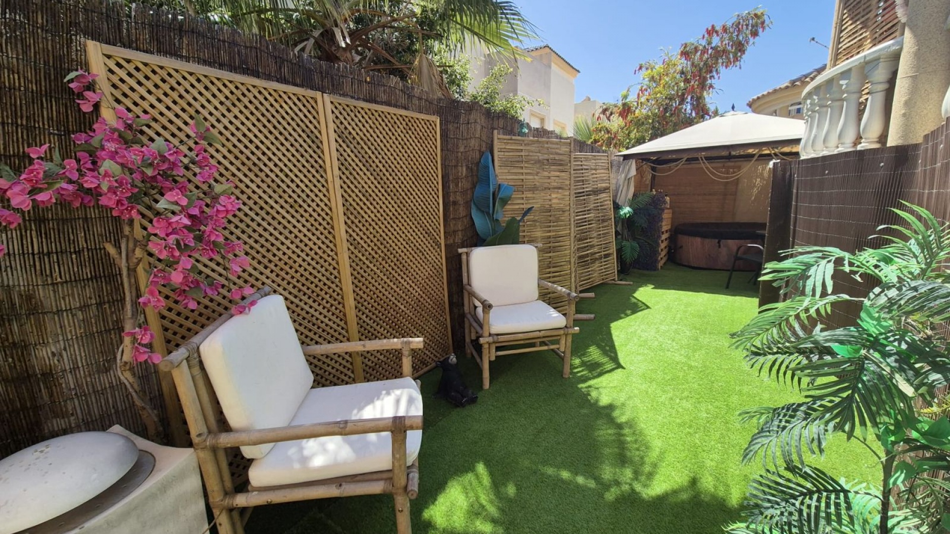 Resale - Townhouse - Villamartin - Loma Golf