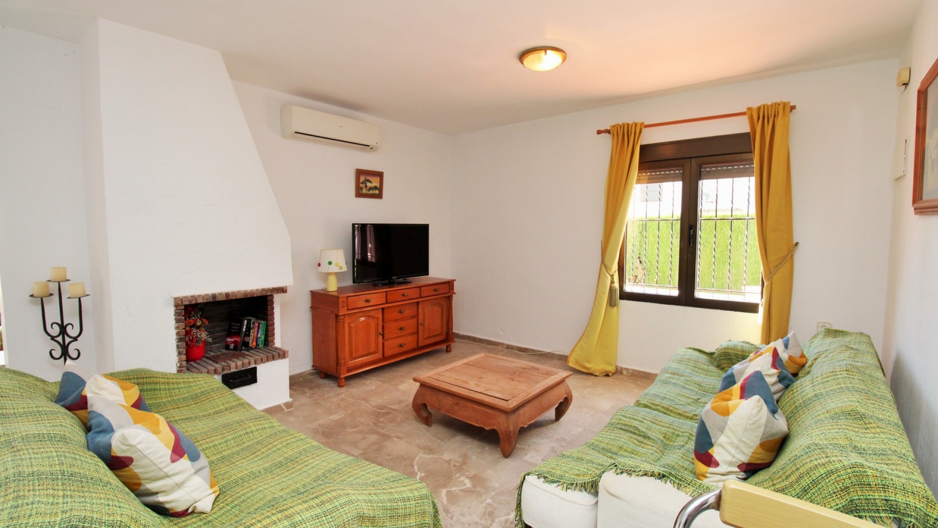 Resale - Townhouse - Villamartin - lomas del golf