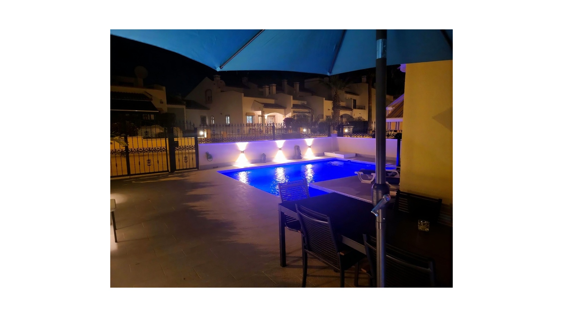 Resale - Townhouse - Villamartin - Los Dolses