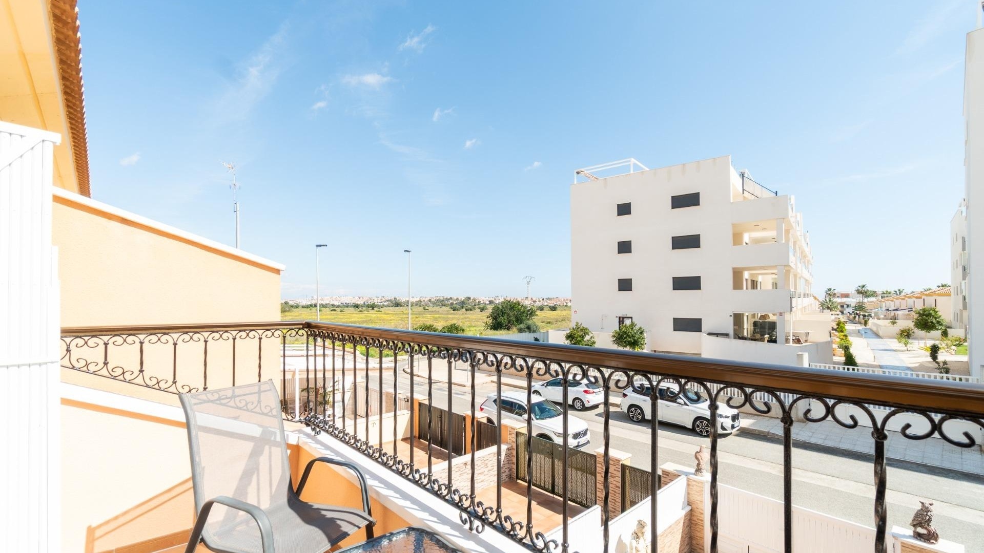 Resale - Townhouse - Villamartin - Los Dolses