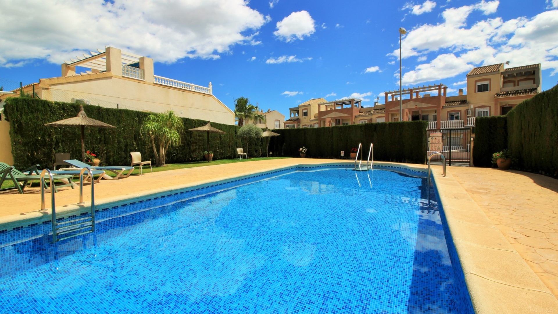 Resale - Townhouse - Villamartin - monte golf