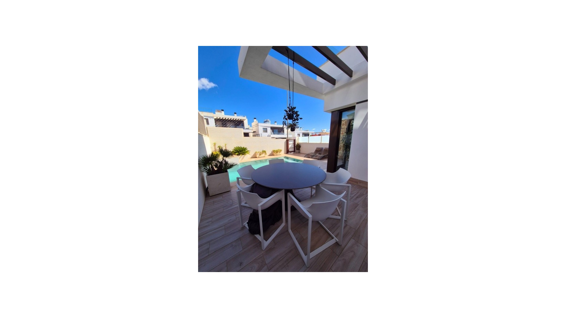 Resale - Townhouse - Villamartin - PAU 26