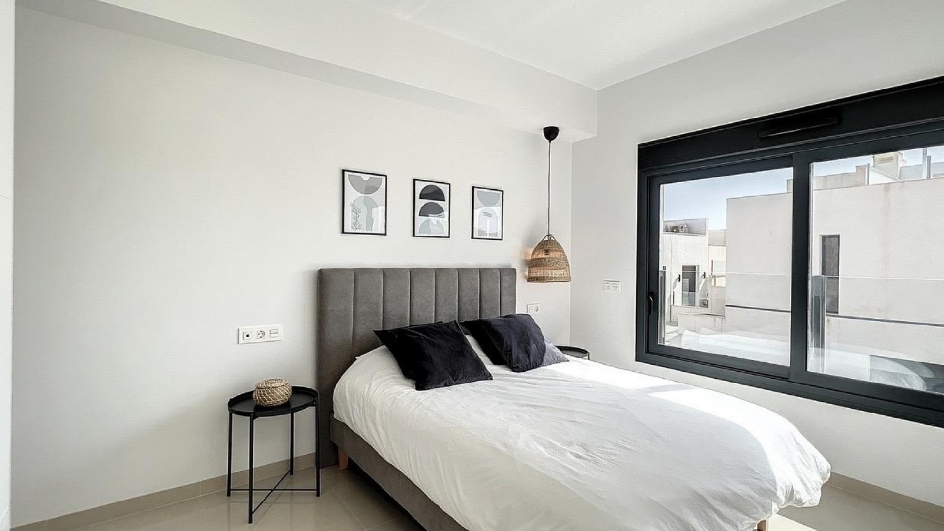 Resale - Townhouse - Villamartin - PAU 26