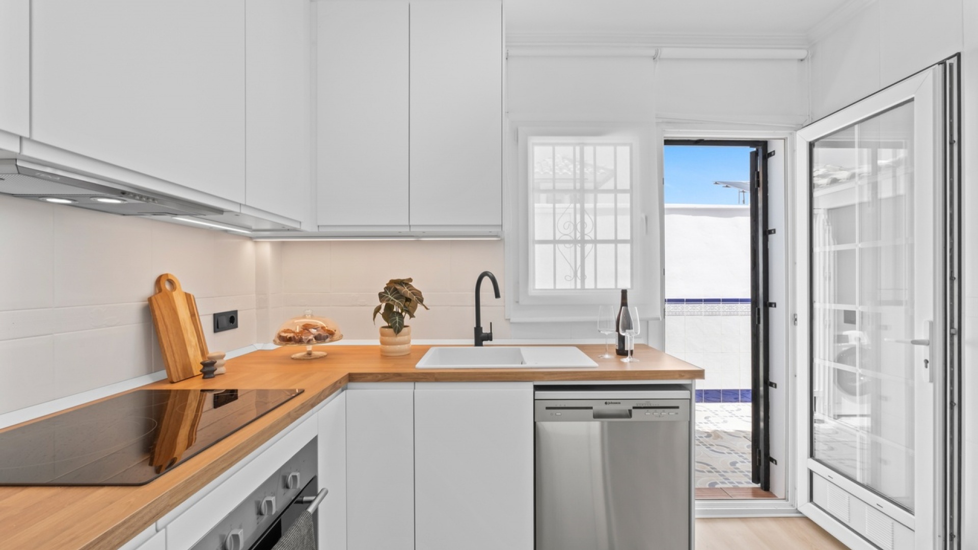 Resale - Townhouse - Villamartin - PAU 26