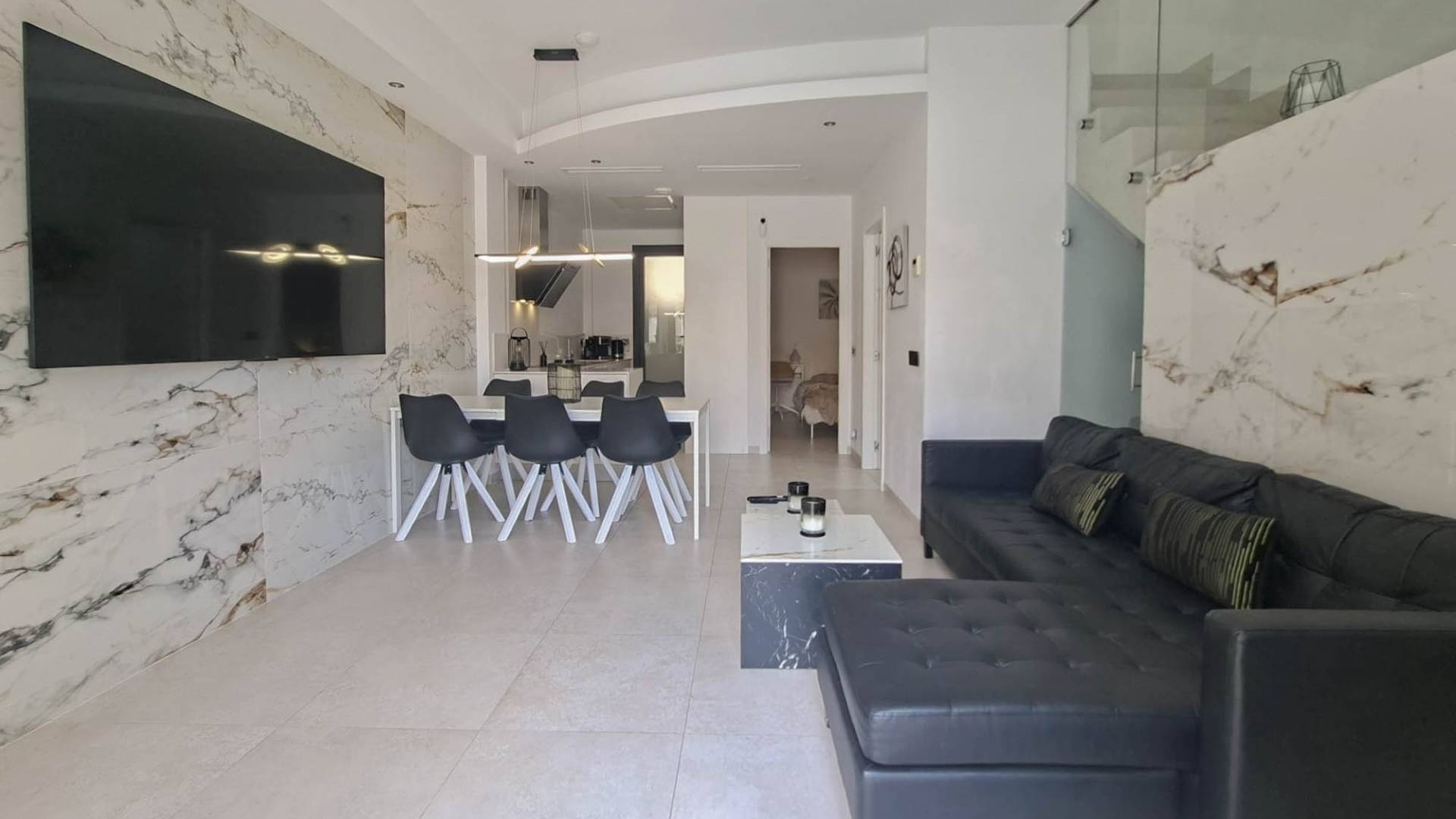 Resale - Townhouse - Villamartin - PAU 26