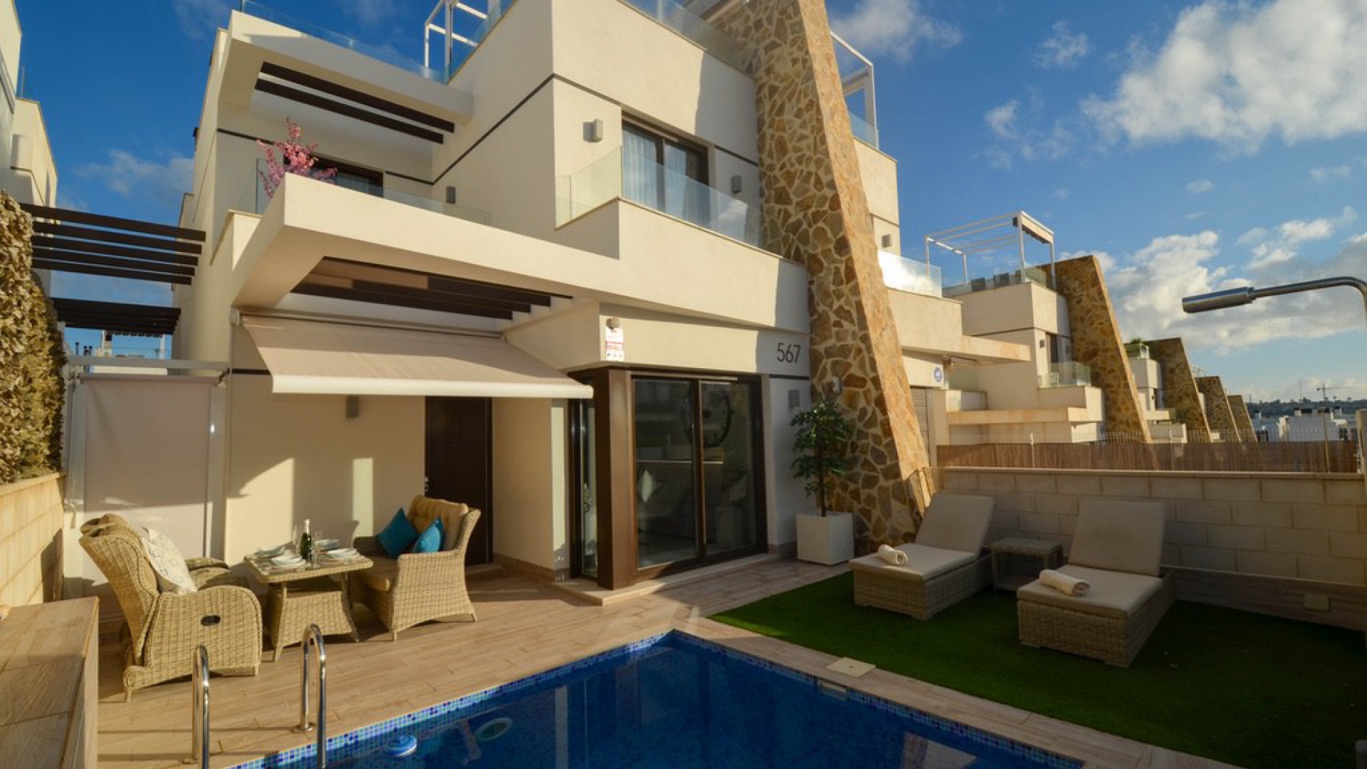 Resale - Townhouse - Villamartin - PAU 26