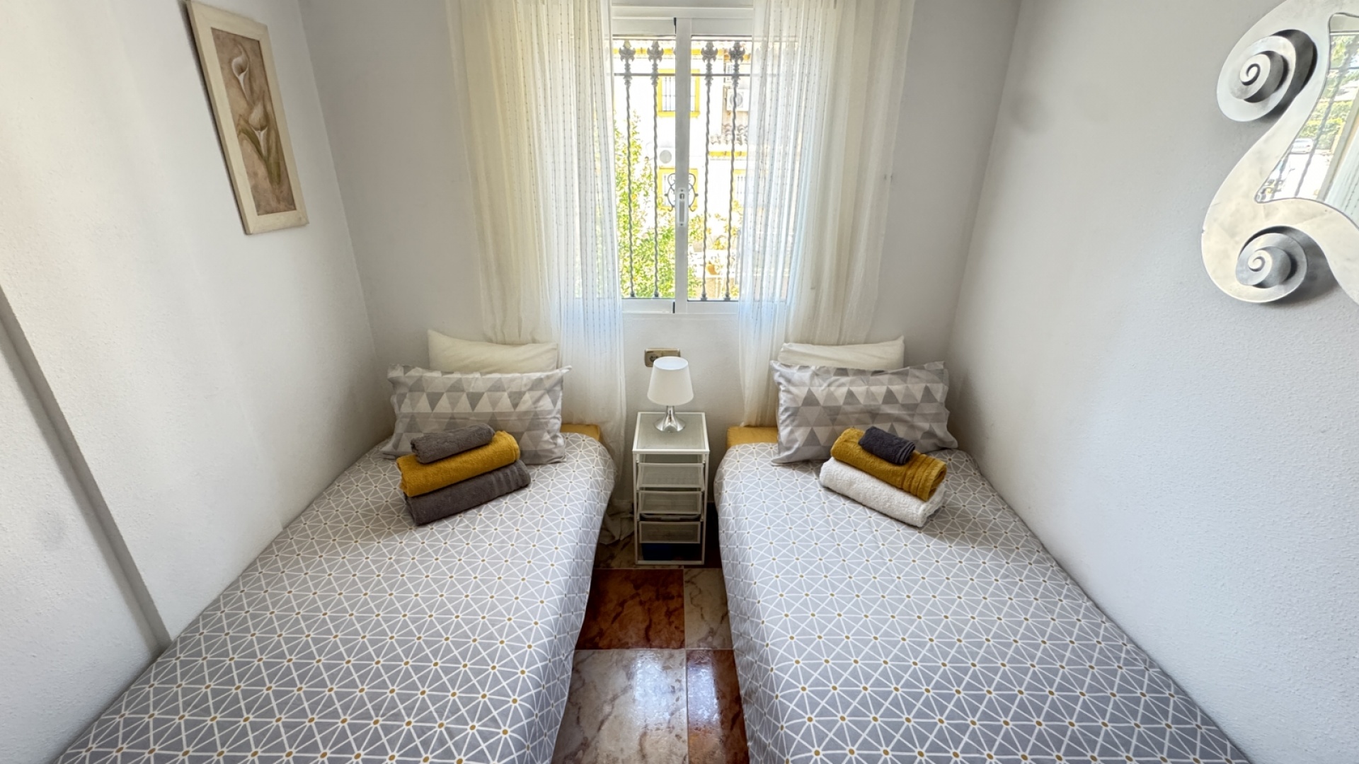 Resale - Townhouse - Villamartin - pinada golf