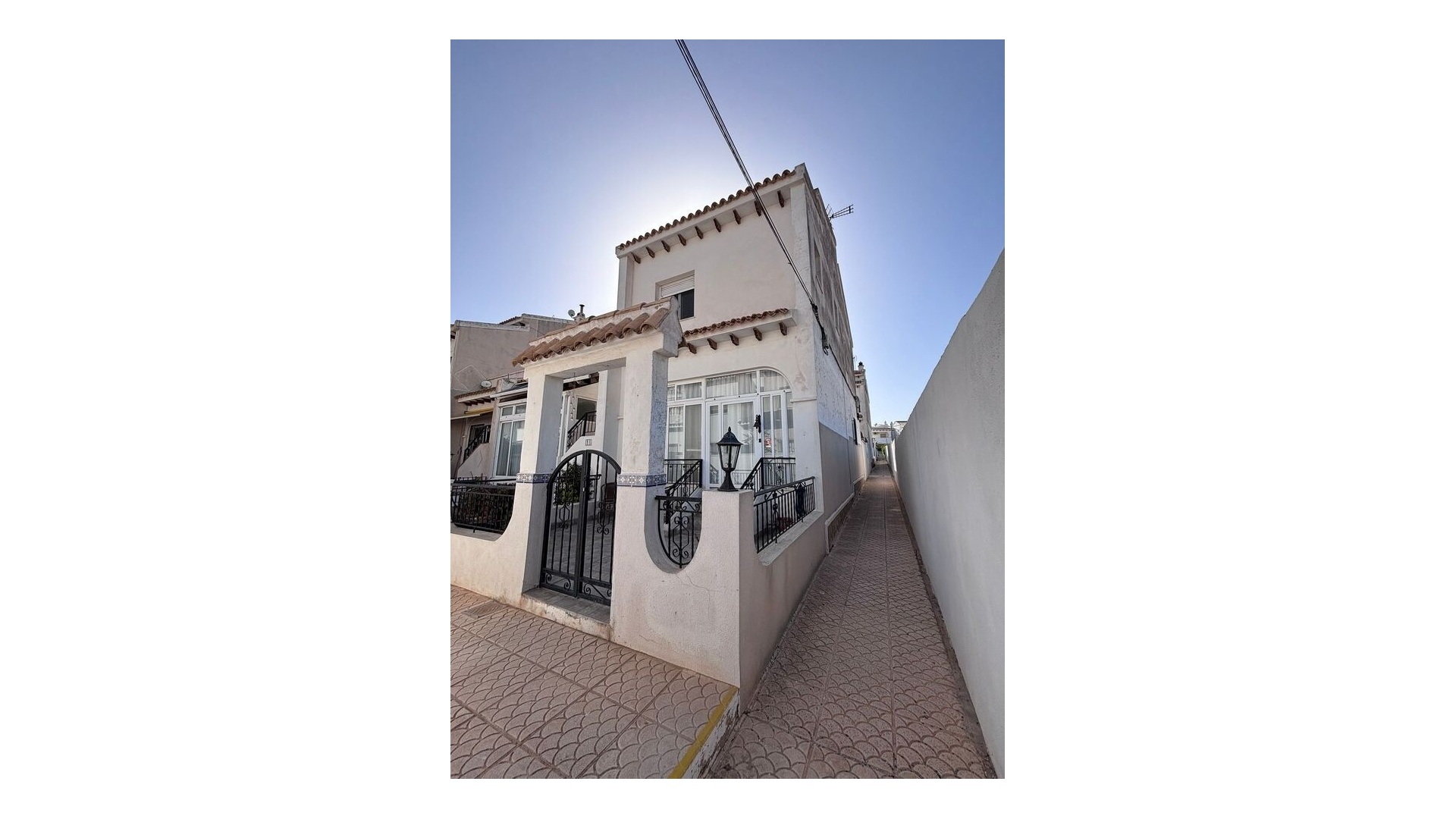 Resale - Townhouse - Villamartin - pueblo principe
