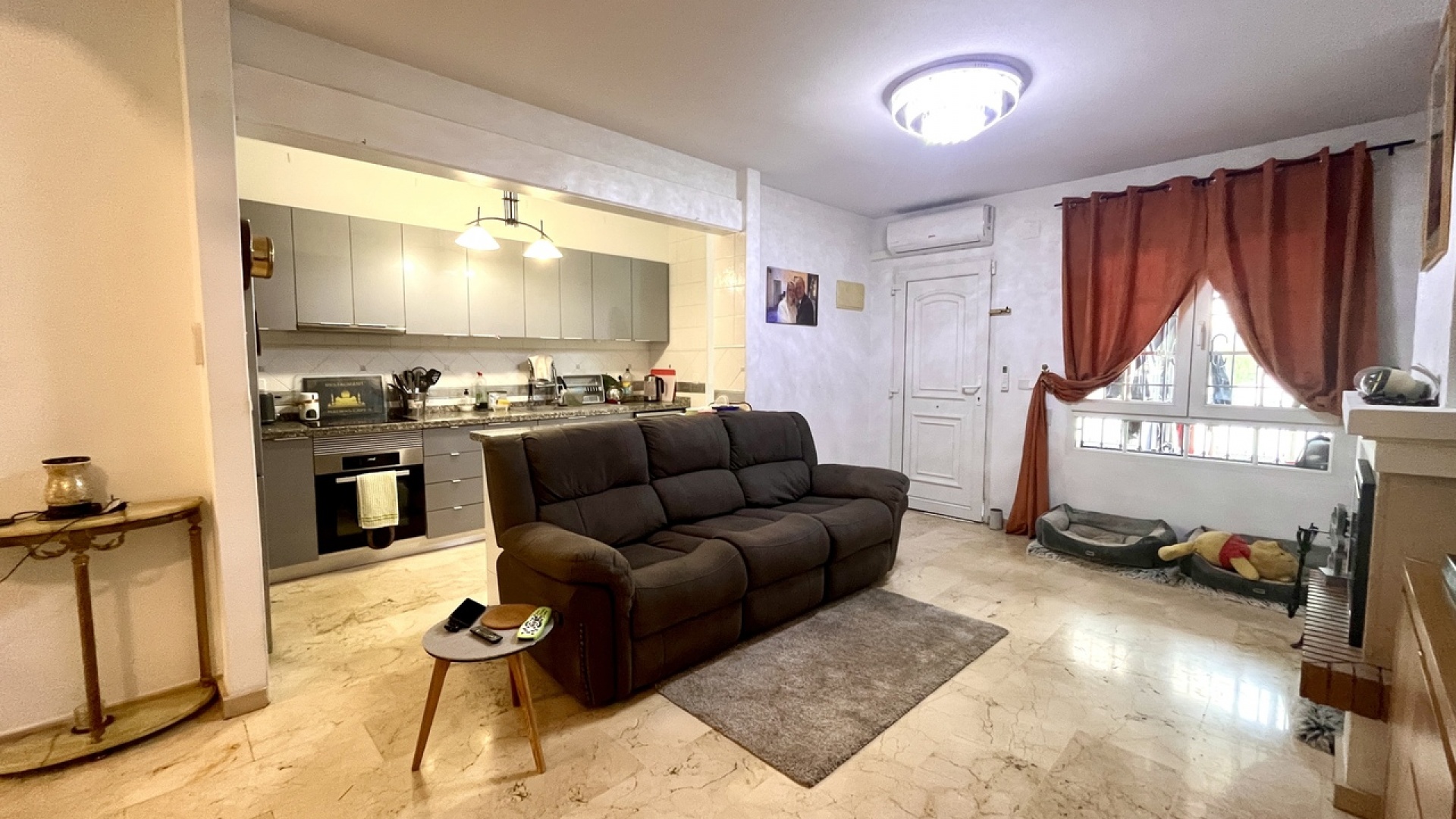 Resale - Townhouse - Villamartin - rioja