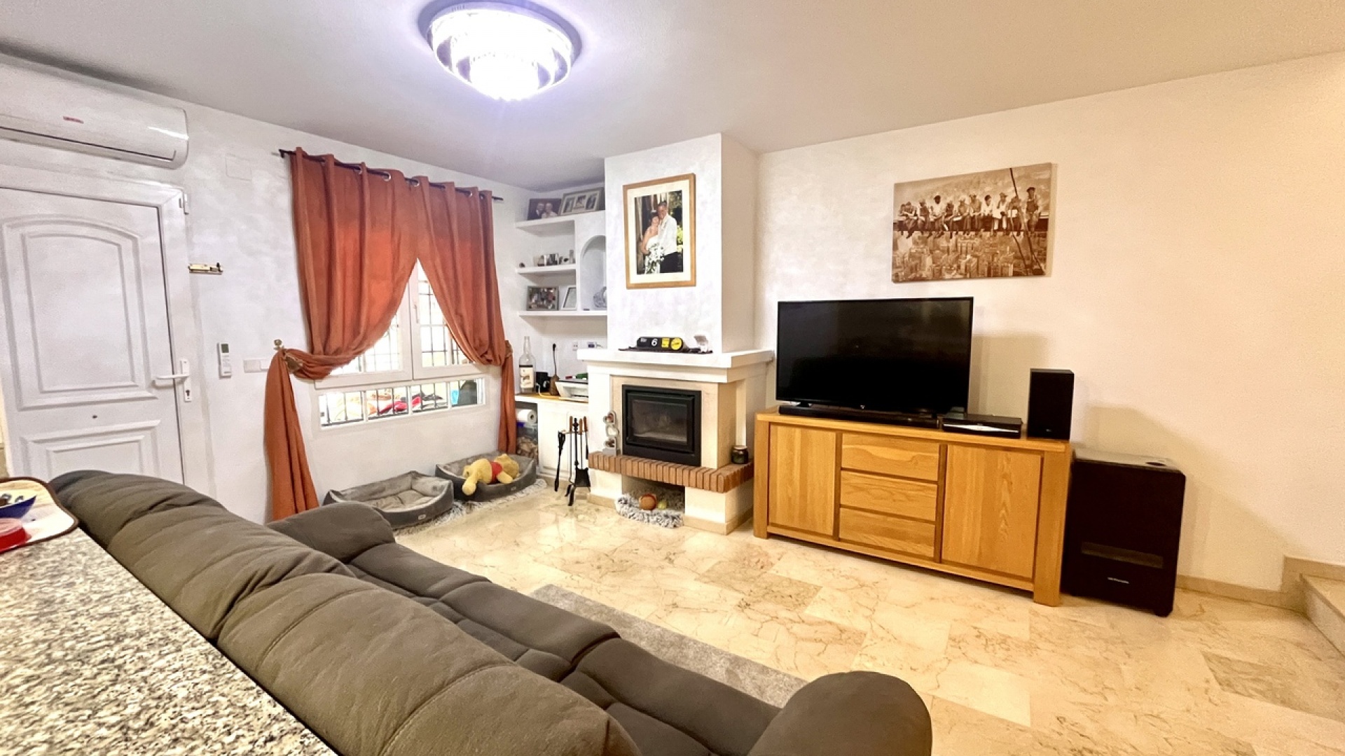 Resale - Townhouse - Villamartin - rioja