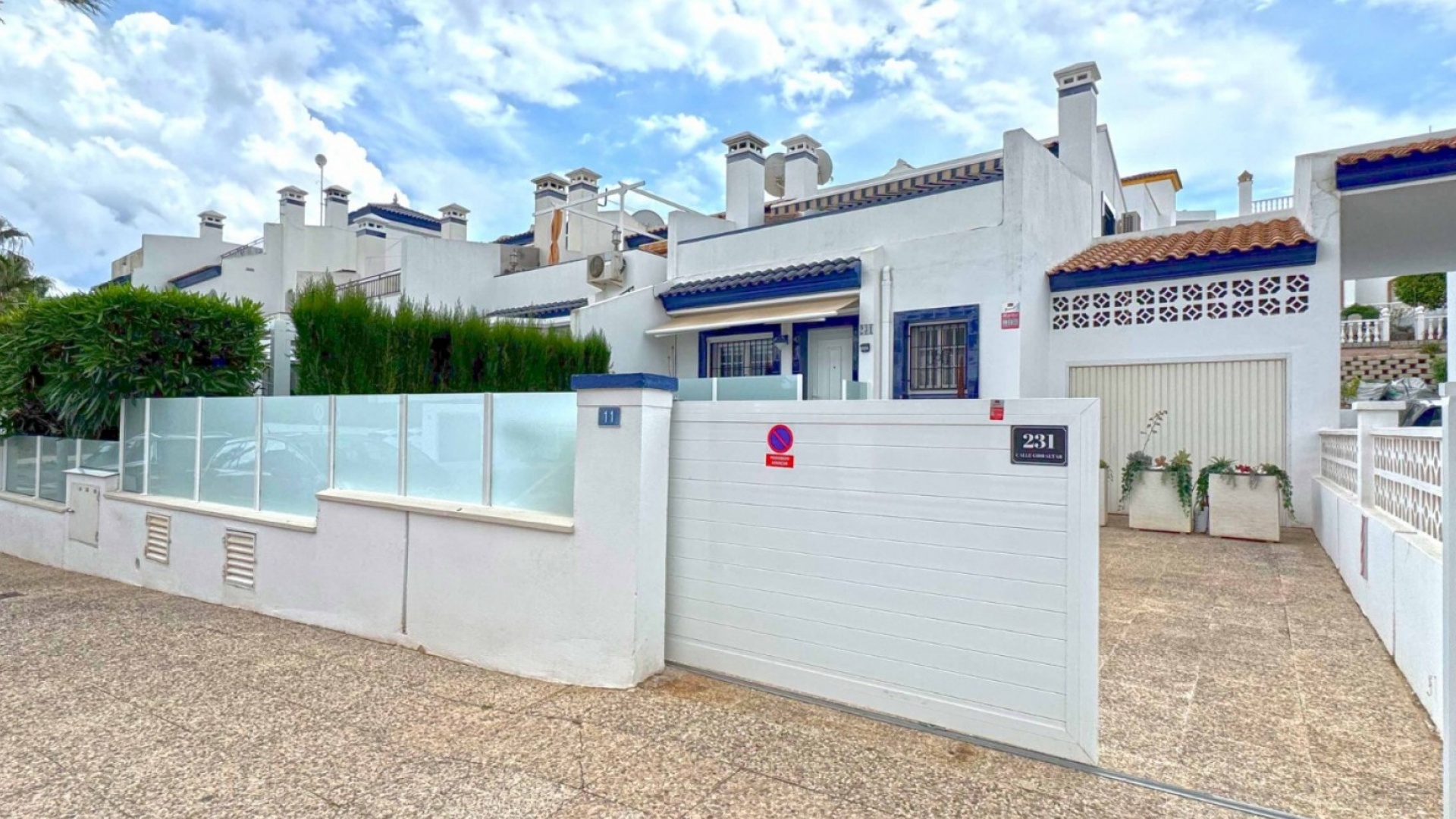 Resale - Townhouse - Villamartin - rioja