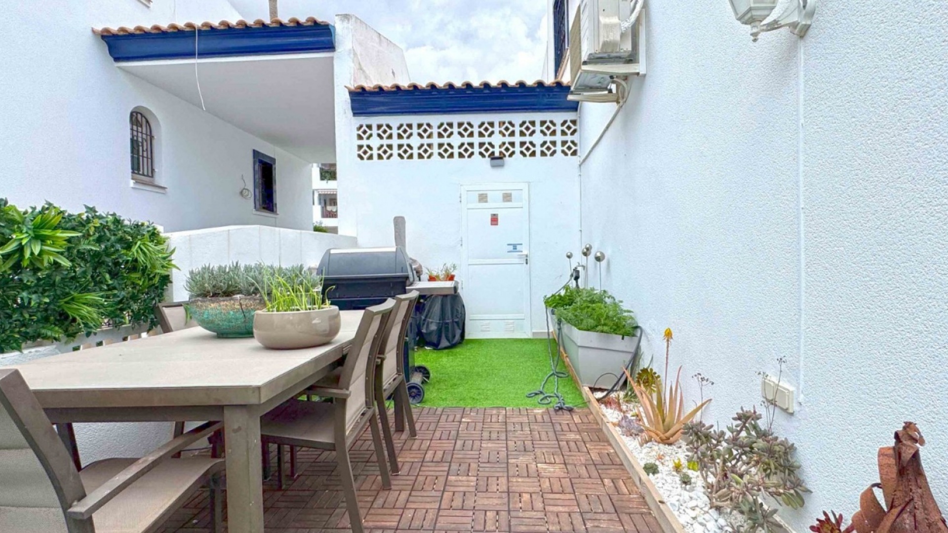 Resale - Townhouse - Villamartin - rioja