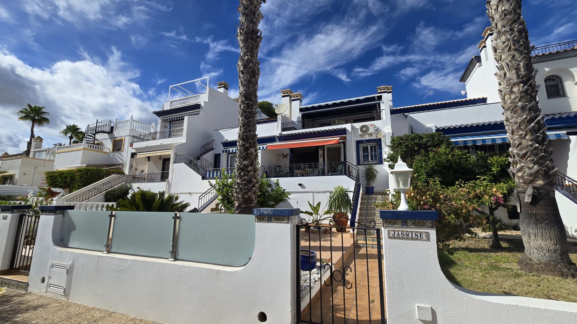 Resale - Townhouse - Villamartin - rioja