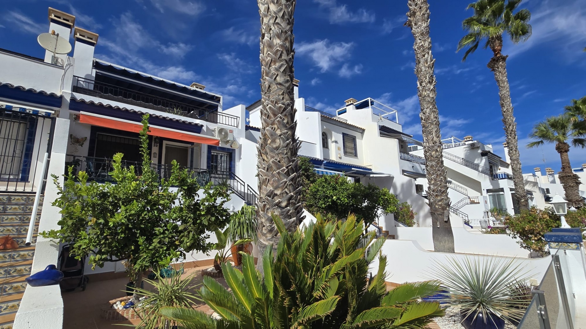 Resale - Townhouse - Villamartin - rioja