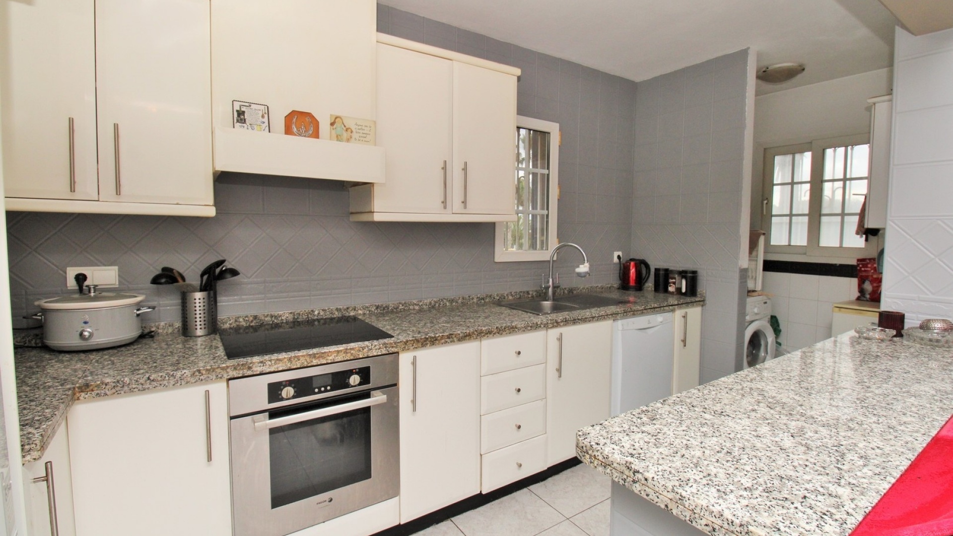 Resale - Townhouse - Villamartin - rioja