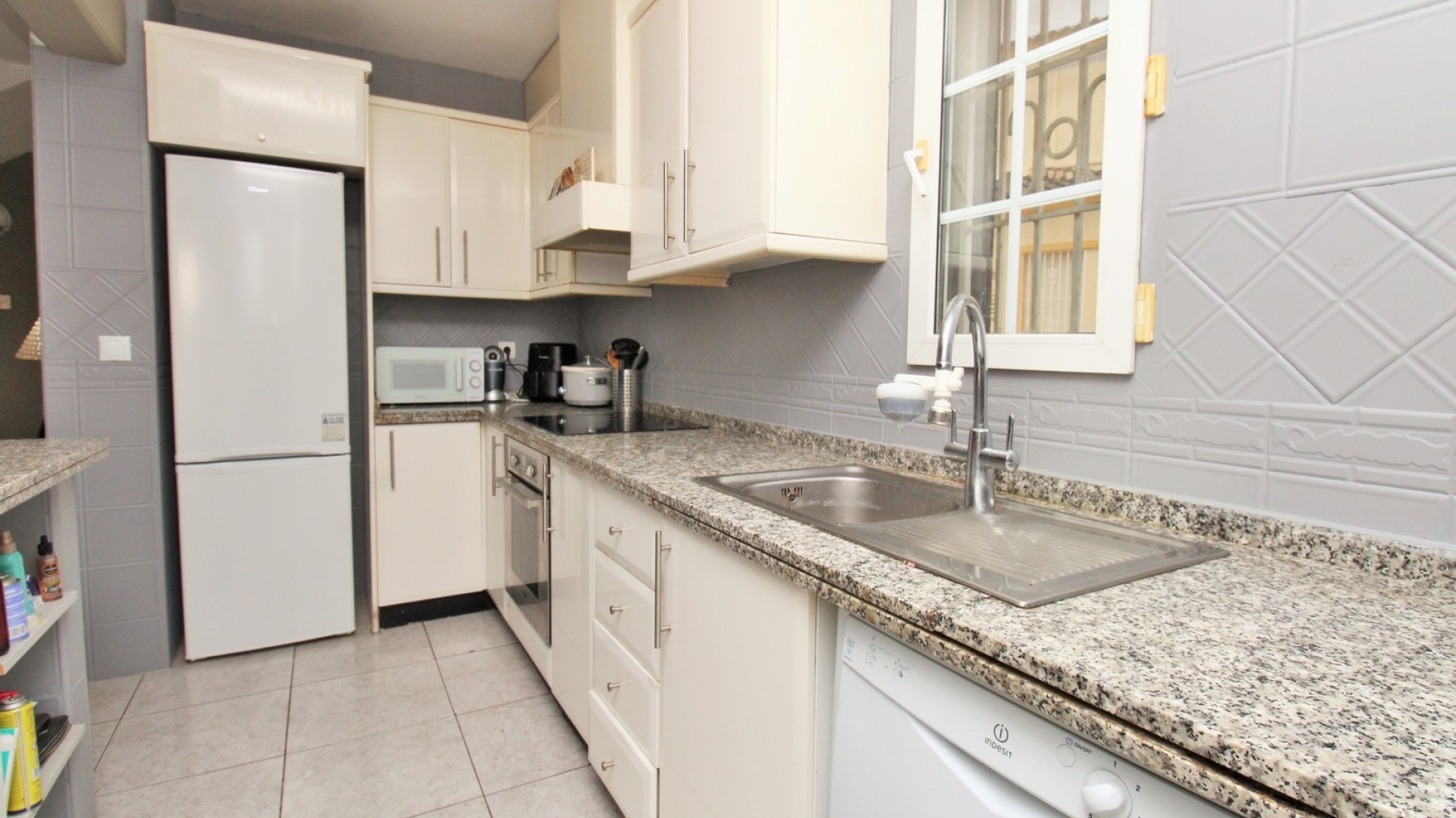 Resale - Townhouse - Villamartin - rioja