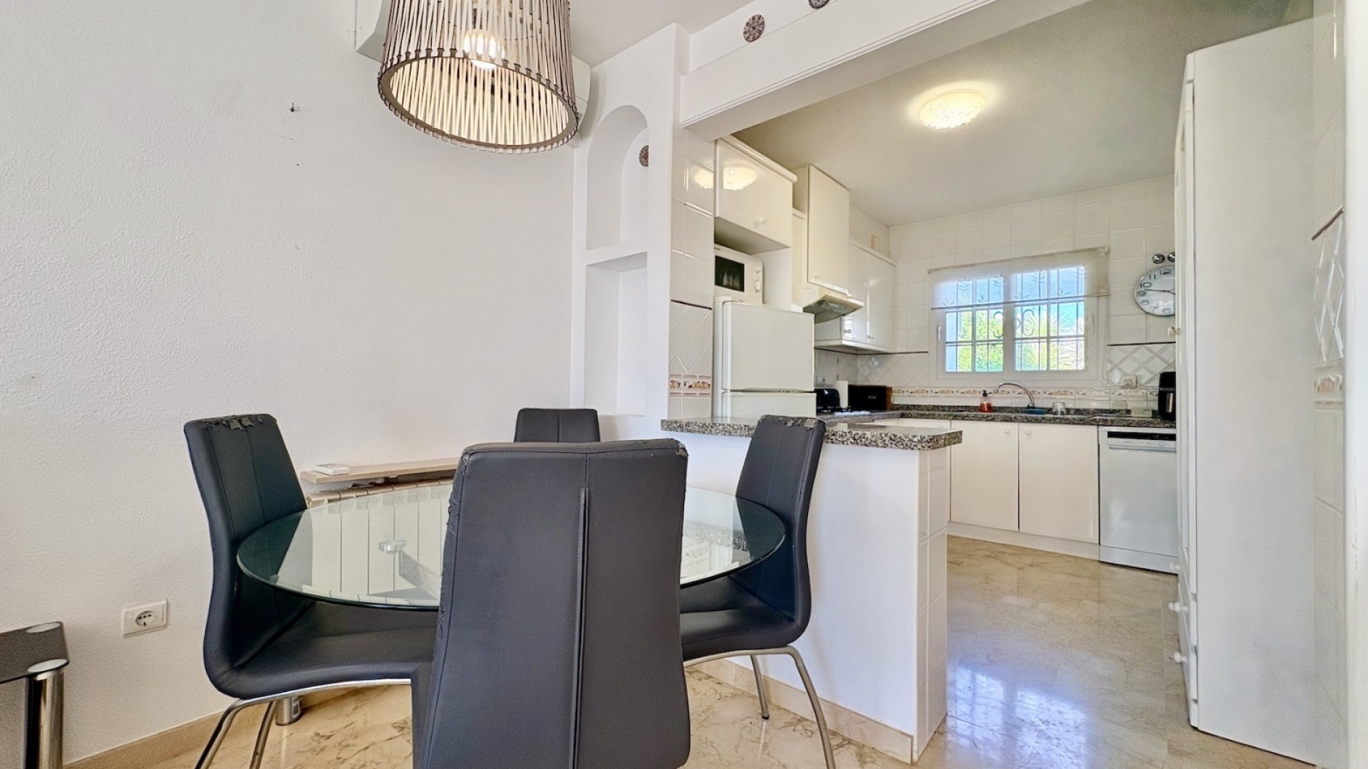 Resale - Townhouse - Villamartin - rioja