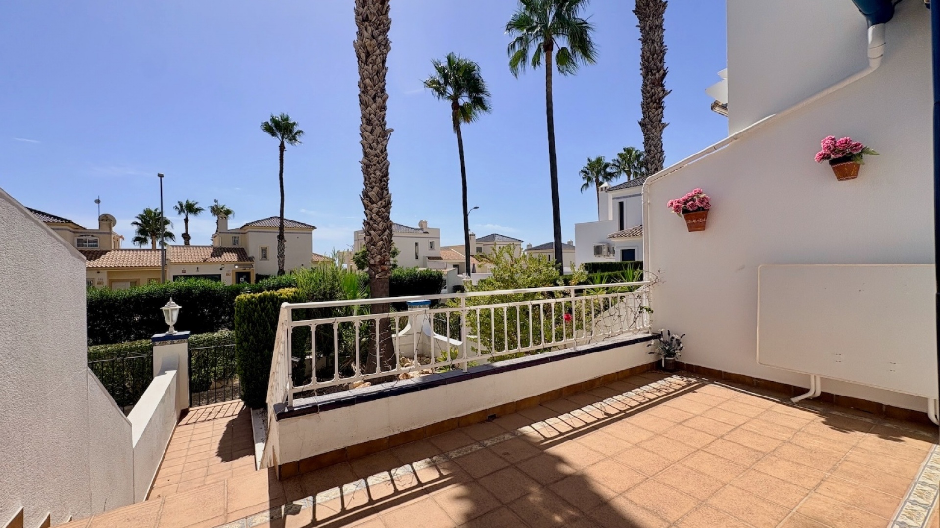 Resale - Townhouse - Villamartin - rioja