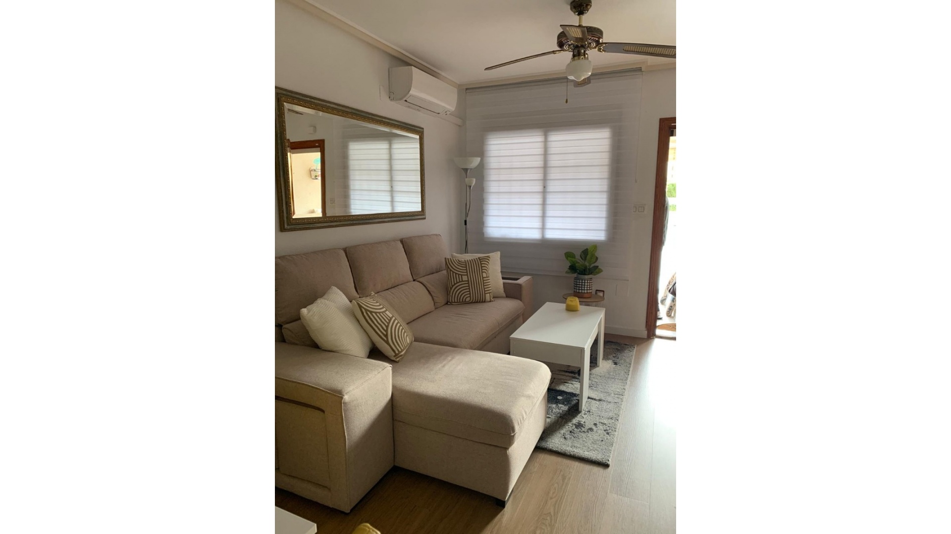 Resale - Townhouse - Villamartin - st james hill