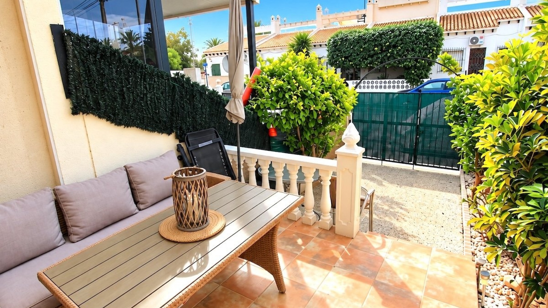 Resale - Townhouse - Villamartin - st james hill