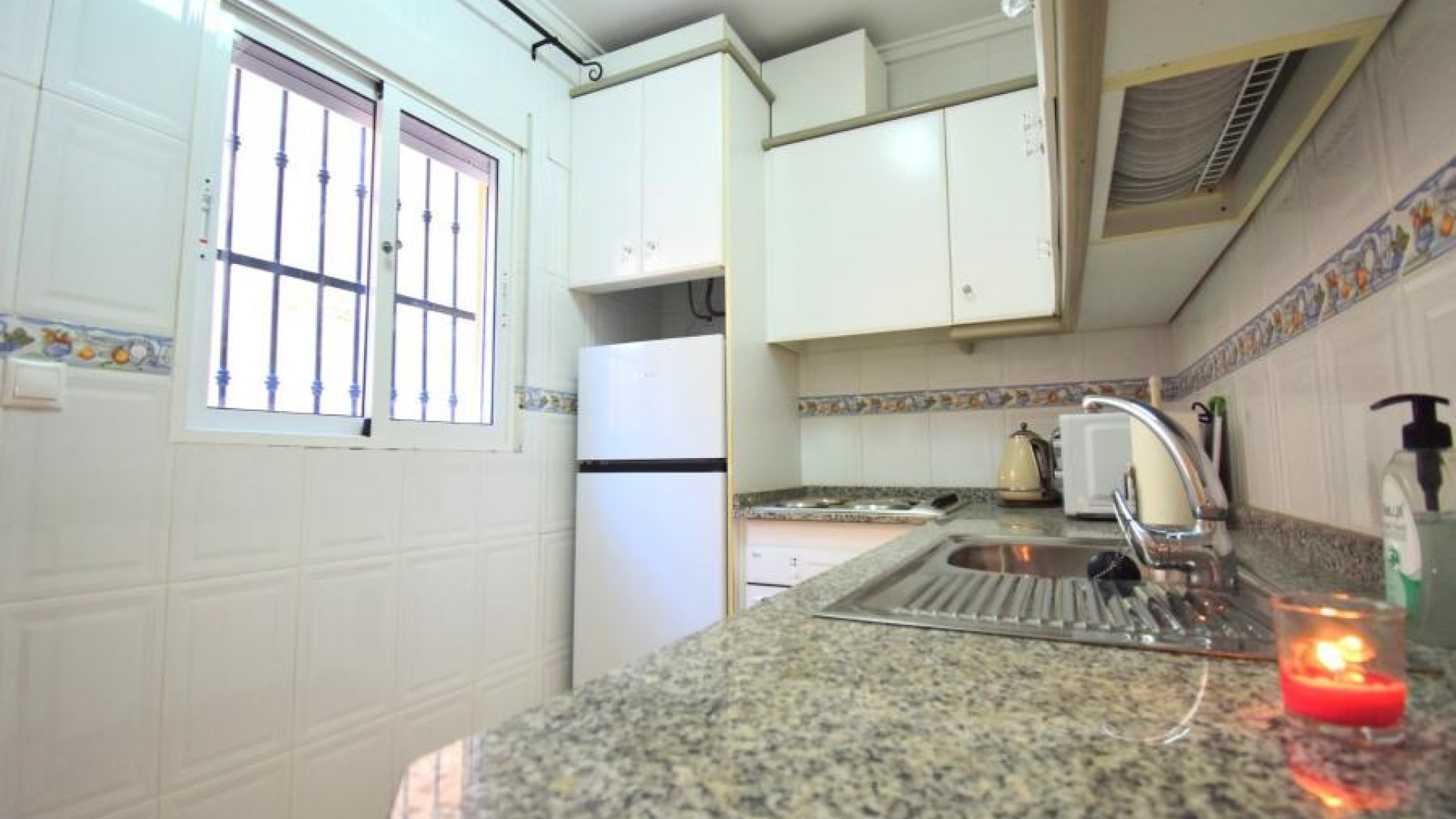 Resale - Townhouse - Villamartin - st james hill