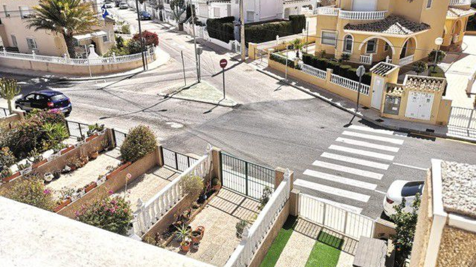 Resale - Townhouse - Villamartin - st james hill