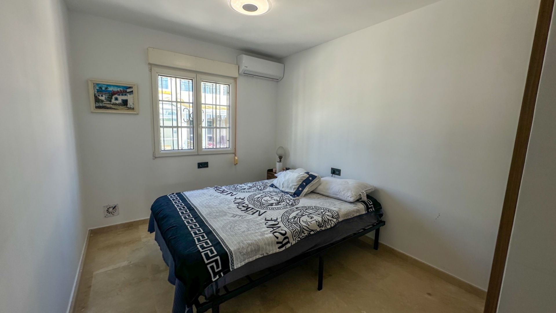 Resale - Townhouse - Villamartin - valencia norte