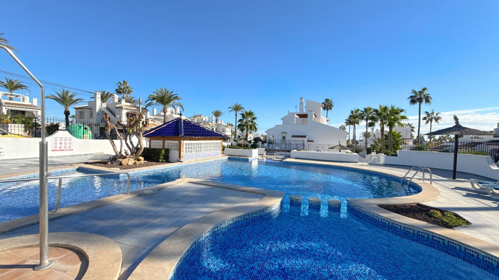 Resale - Townhouse - Villamartin - verdemar