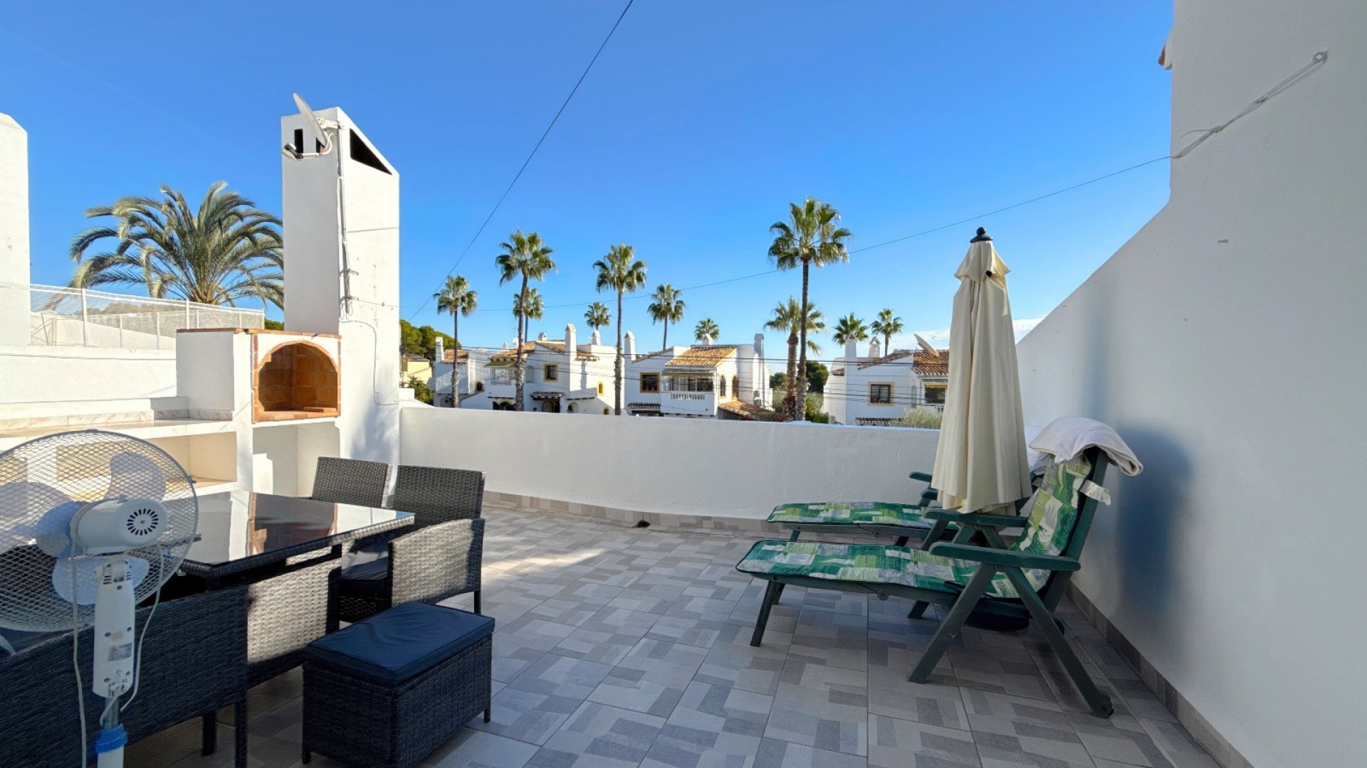 Resale - Townhouse - Villamartin - verdemar