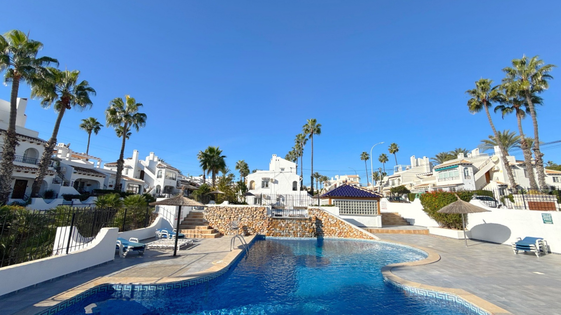 Resale - Townhouse - Villamartin - verdemar