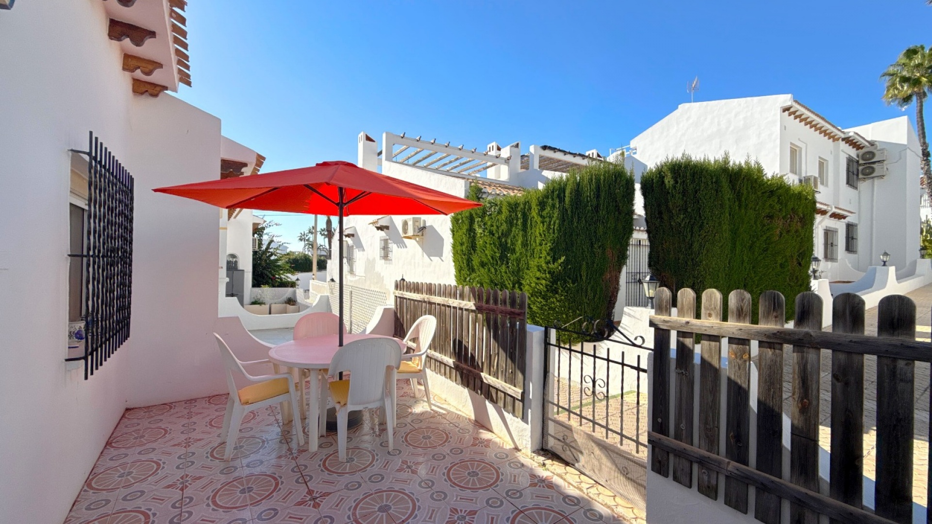 Resale - Townhouse - Villamartin - verdemar