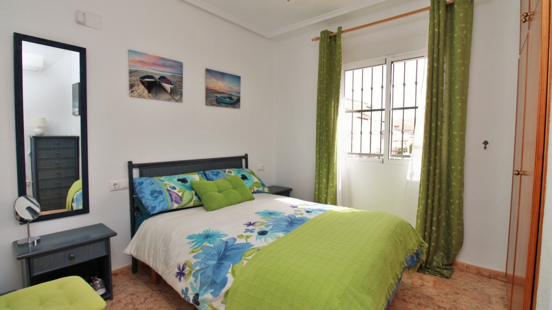 Resale - Townhouse - Villamartin