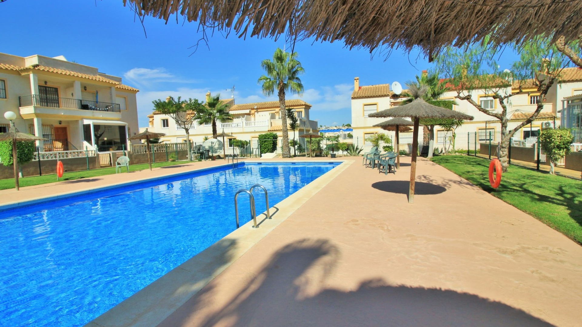 Resale - Townhouse - Villamartin