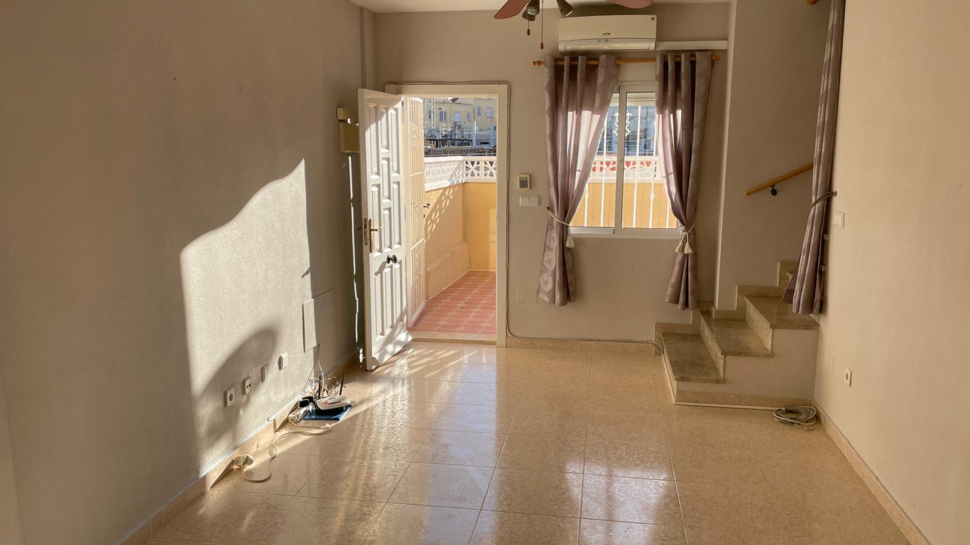 Resale - Townhouse - Villamartin